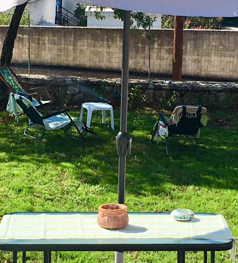Affittacamere La Casa di Odyssey Dhavgáta Esterno foto